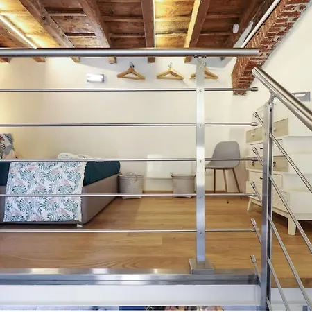 Cozy Loft Near Navigli, Close To Duomo And Bocconi - Italy Flat Vacation *