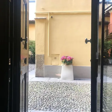 Cozy Loft Near Navigli, Close To Duomo And Bocconi - Italy Flat Vacation Milan
