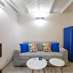 Casera Loft, Historic Courtyard In Navigli Apartment *