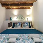 Casera Loft, Historic Courtyard In Navigli Apartment