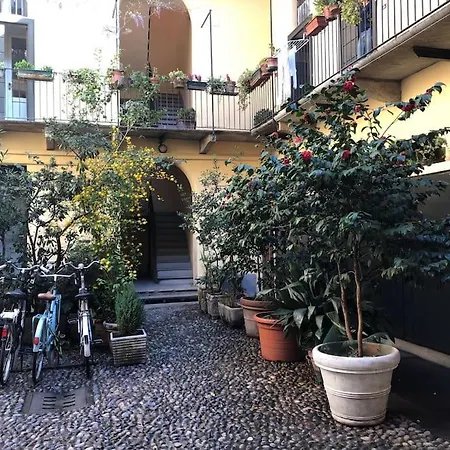 Casera Loft, Historic Courtyard In Navigli Apartmán Milán